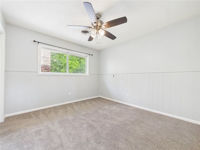 902 Briar Bend Court, Bryan, TX 77802