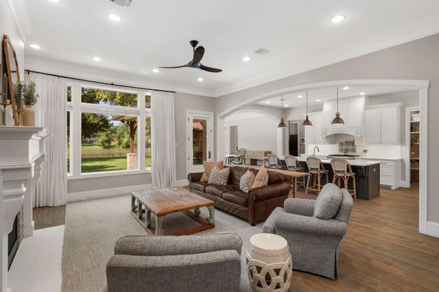 706 Oyster Creek Drive, Sugar Land, TX 77478