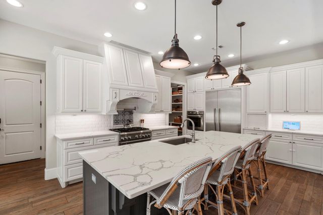 706 Oyster Creek Drive, Sugar Land, TX 77478