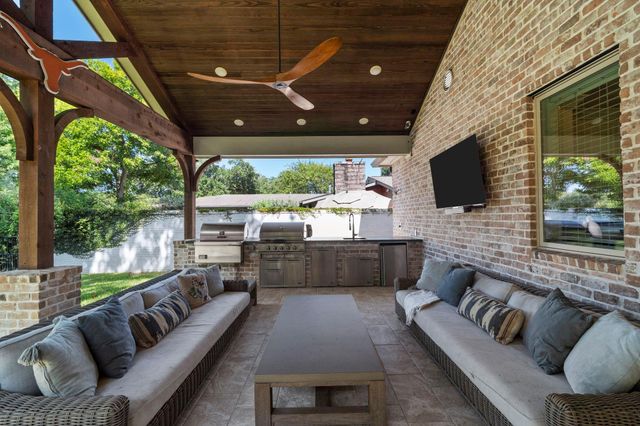 706 Oyster Creek Drive, Sugar Land, TX 77478