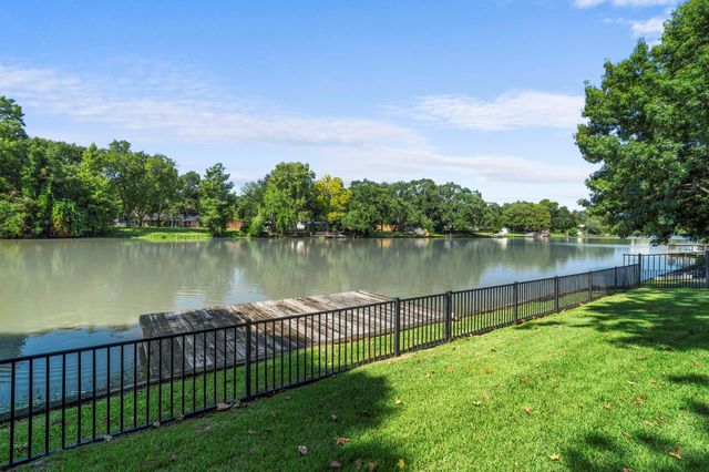 706 Oyster Creek Drive, Sugar Land, TX 77478