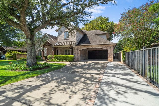 706 Oyster Creek Drive, Sugar Land, TX 77478