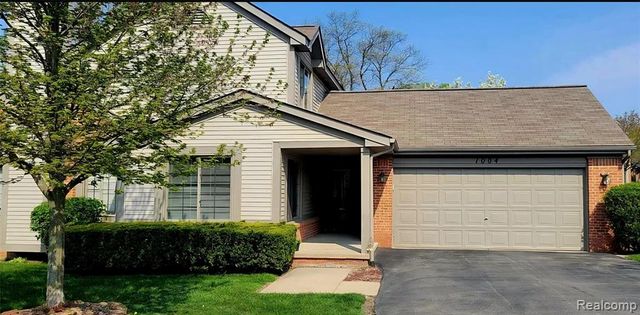 1004 Elmwood Drive, Brighton, MI 48116