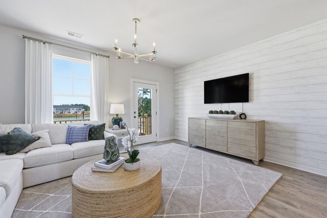 534 Heathwood Way, Summerville, SC 29486