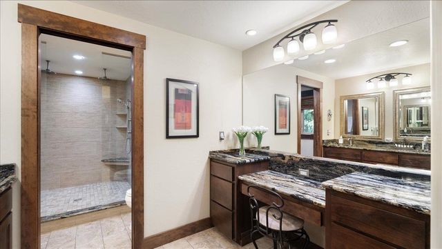 1622 W Fairway Dr, Spokane, WA 99218