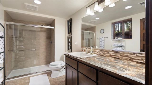 1622 W Fairway Dr, Spokane, WA 99218