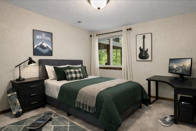 1622 W Fairway Dr, Spokane, WA 99218