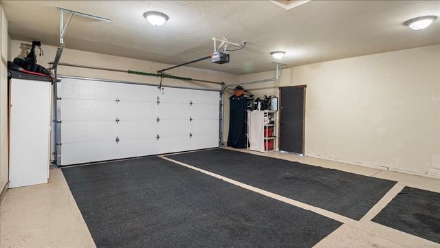 1622 W Fairway Dr, Spokane, WA 99218