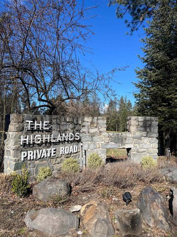 1622 W Fairway Dr, Spokane, WA 99218