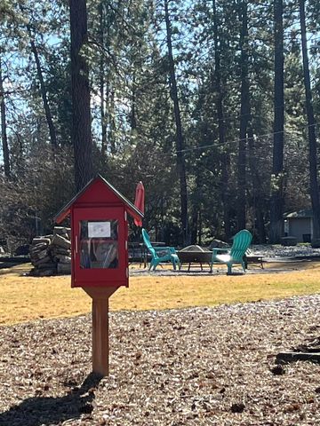 1622 W Fairway Dr, Spokane, WA 99218