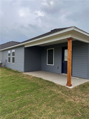 1728 Pittman Street, Gentry, AR 72734