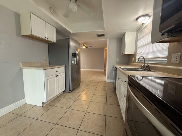 1223 LA MESA AVENUE, Winter Springs, FL 32708