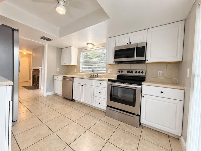 1223 LA MESA AVENUE, Winter Springs, FL 32708