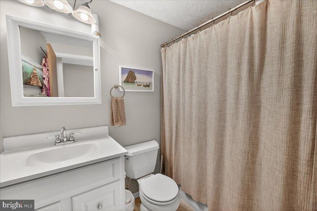 431 HEATHER RIDGE DR, Frederick, MD 21702
