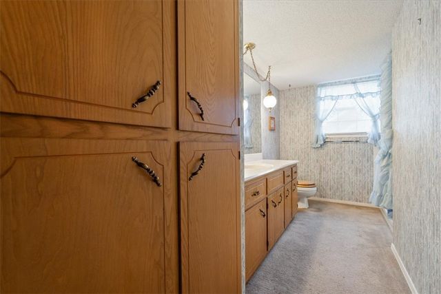 2824 Parkwood Circle, Rogers, AR 72756