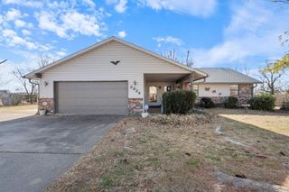 2824 Parkwood Circle, Rogers, AR 72756
