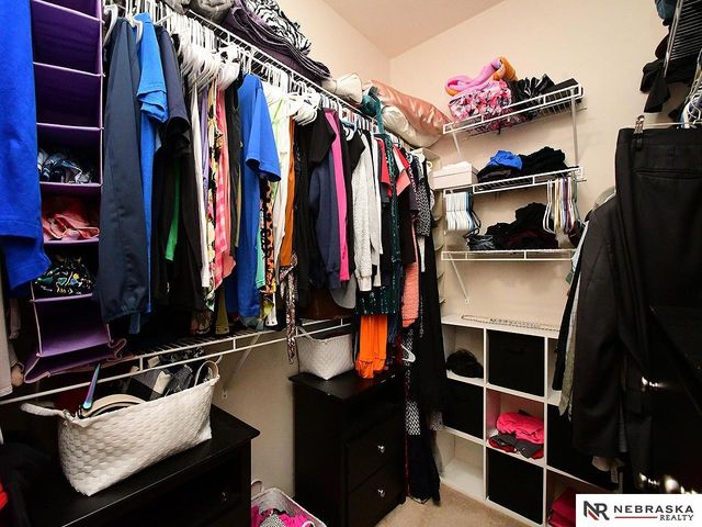 4562 S 189th Street, Omaha, NE 68135