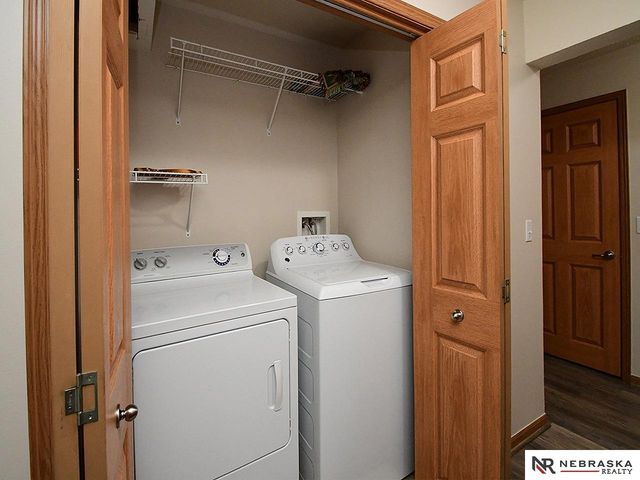 4562 S 189th Street, Omaha, NE 68135