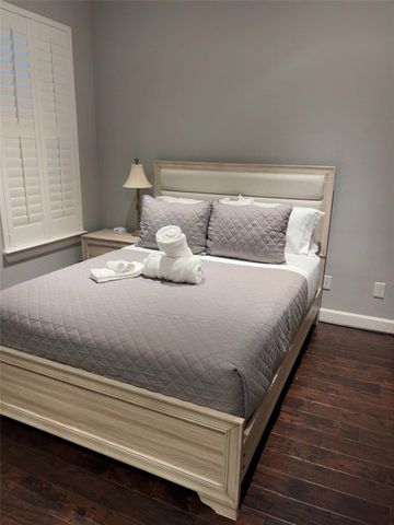1707 Crockett Street A, Houston, TX 77007