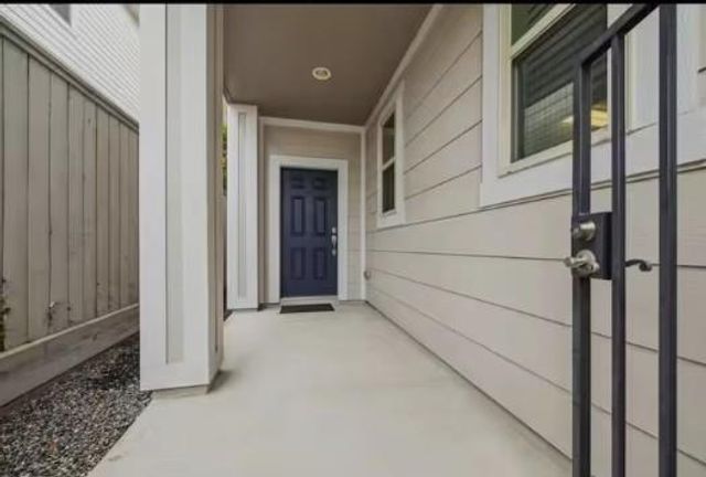 1707 Crockett Street A, Houston, TX 77007