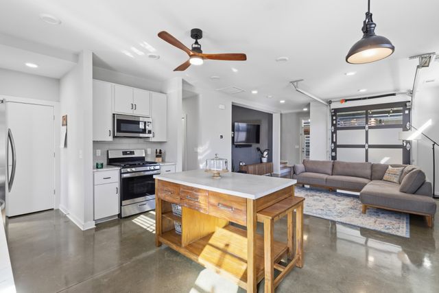 2508 Colbert Dr, Nashville, TN 37206