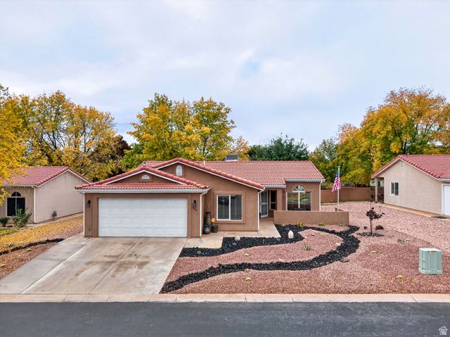 544 S FIESTA DR, Ivins, UT 84738