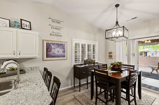 544 S FIESTA DR, Ivins, UT 84738