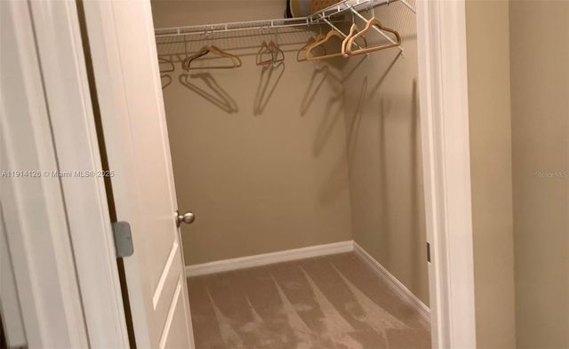 368 TANGLEWOOD DRIVE, Davenport, FL 33896