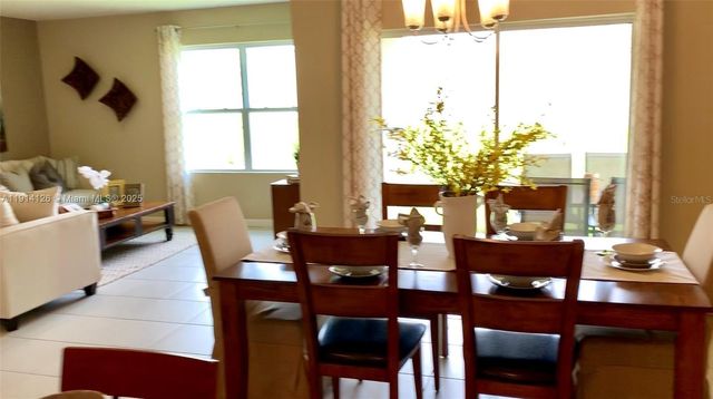 368 TANGLEWOOD DRIVE, Davenport, FL 33896