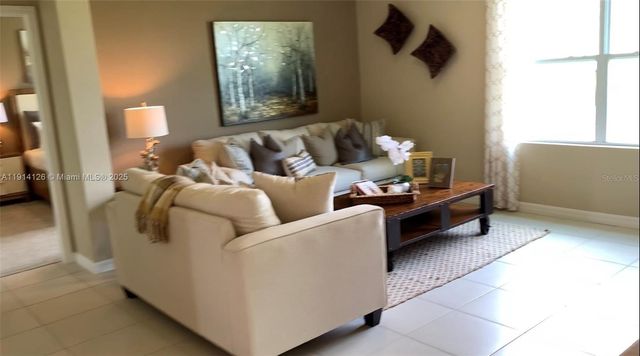 368 TANGLEWOOD DRIVE, Davenport, FL 33896