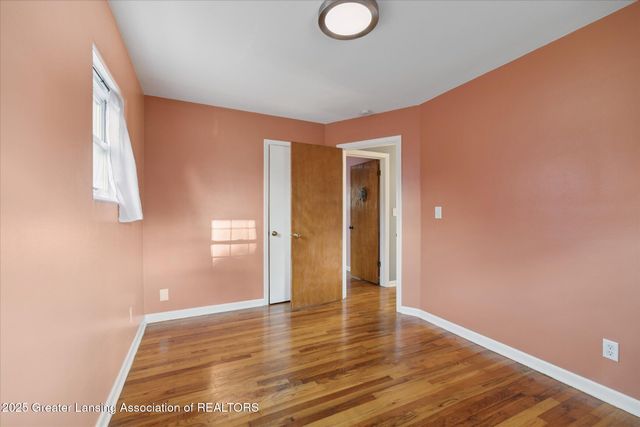 1226 N Hayford Avenue, Lansing, MI 48912