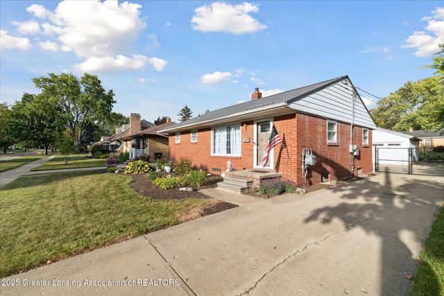 1226 N Hayford Avenue, Lansing, MI 48912