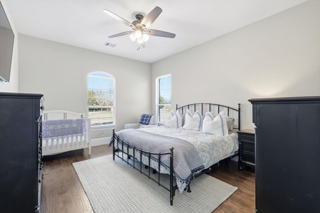 3911 Cedarcrest Court, Flower Mound, TX 75022