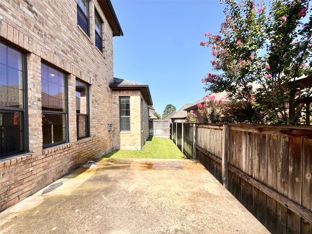 6415 Vintage Lake Drive, Arlington, TX 76016