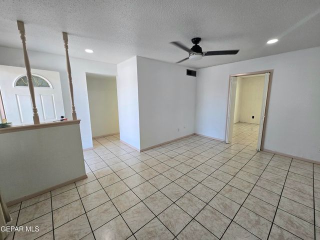 8695 AKRON Street, El Paso, TX 79907