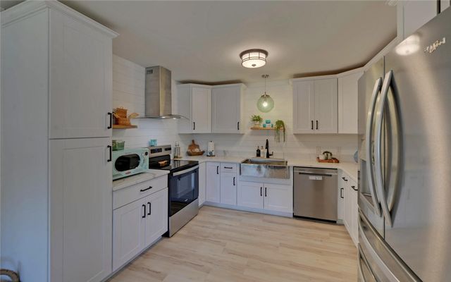 1036 Lightwood Road, Hartwell, GA 30643