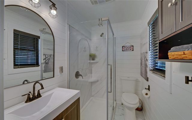 1036 Lightwood Road, Hartwell, GA 30643