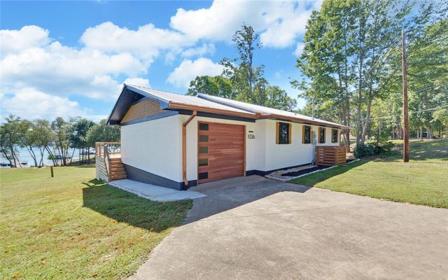 1036 Lightwood Road, Hartwell, GA 30643