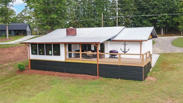 1036 Lightwood Road, Hartwell, GA 30643