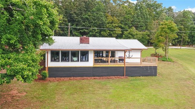 1036 Lightwood Road, Hartwell, GA 30643