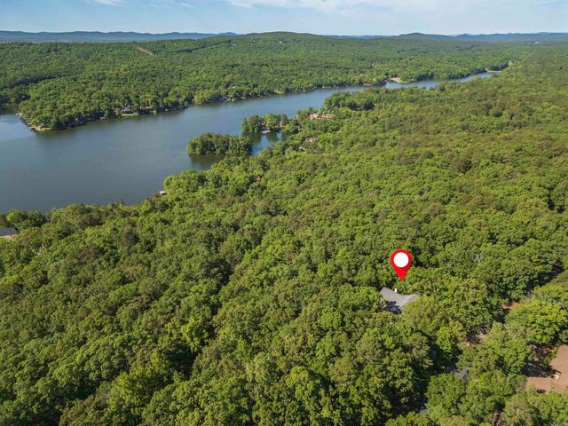 29 Barcelona Way, Hot Springs Village, AR 71909