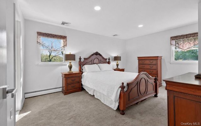 17 Hillcrest Drive A, Glen Head, NY 11545