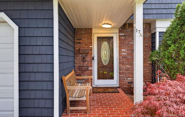 17 Hillcrest Drive A, Glen Head, NY 11545