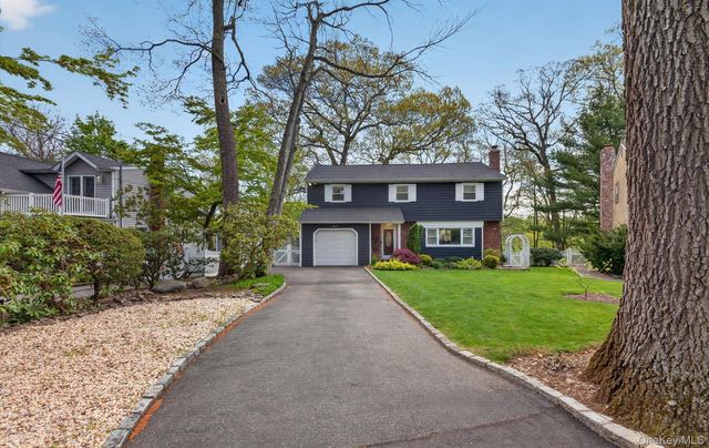 17 Hillcrest Drive A, Glen Head, NY 11545