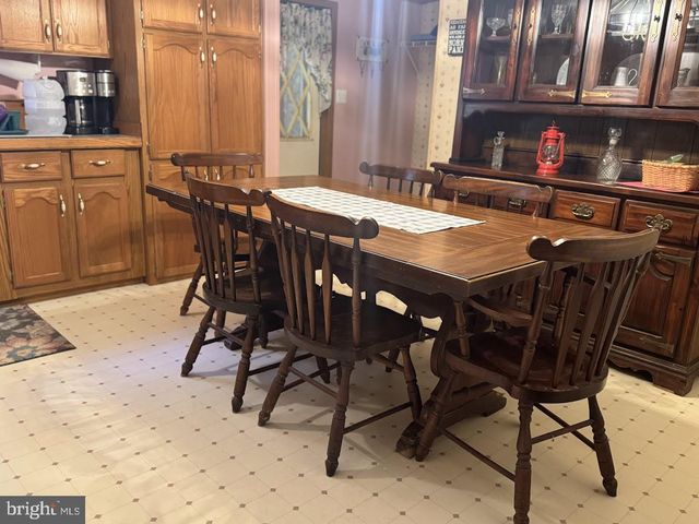 98 BEAR RUN RD, Oakland, MD 21550