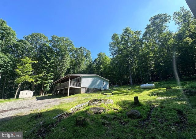 98 BEAR RUN RD, Oakland, MD 21550