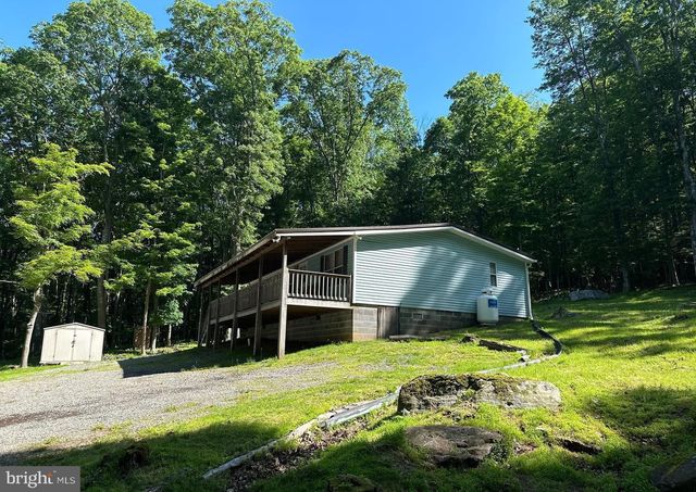 98 BEAR RUN RD, Oakland, MD 21550