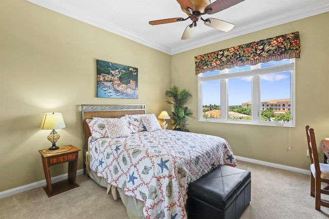 26 Harbour Isle Drive W Ph06, Fort Pierce, FL 34949