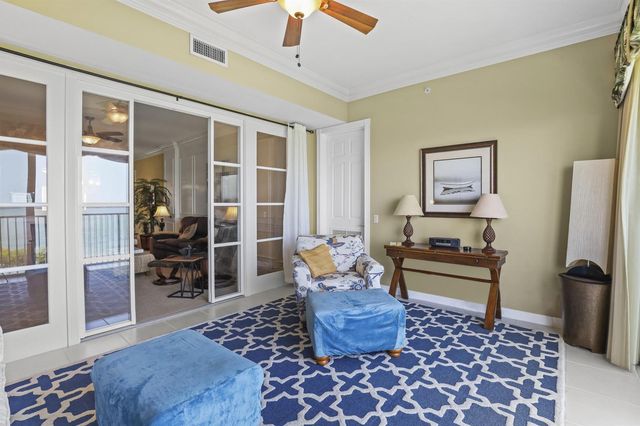 26 Harbour Isle Drive W Ph06, Fort Pierce, FL 34949
