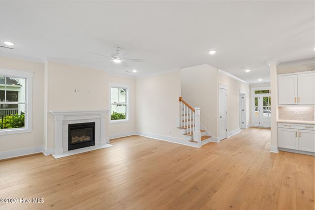 77 Iris Way, Hampstead, NC 28443
